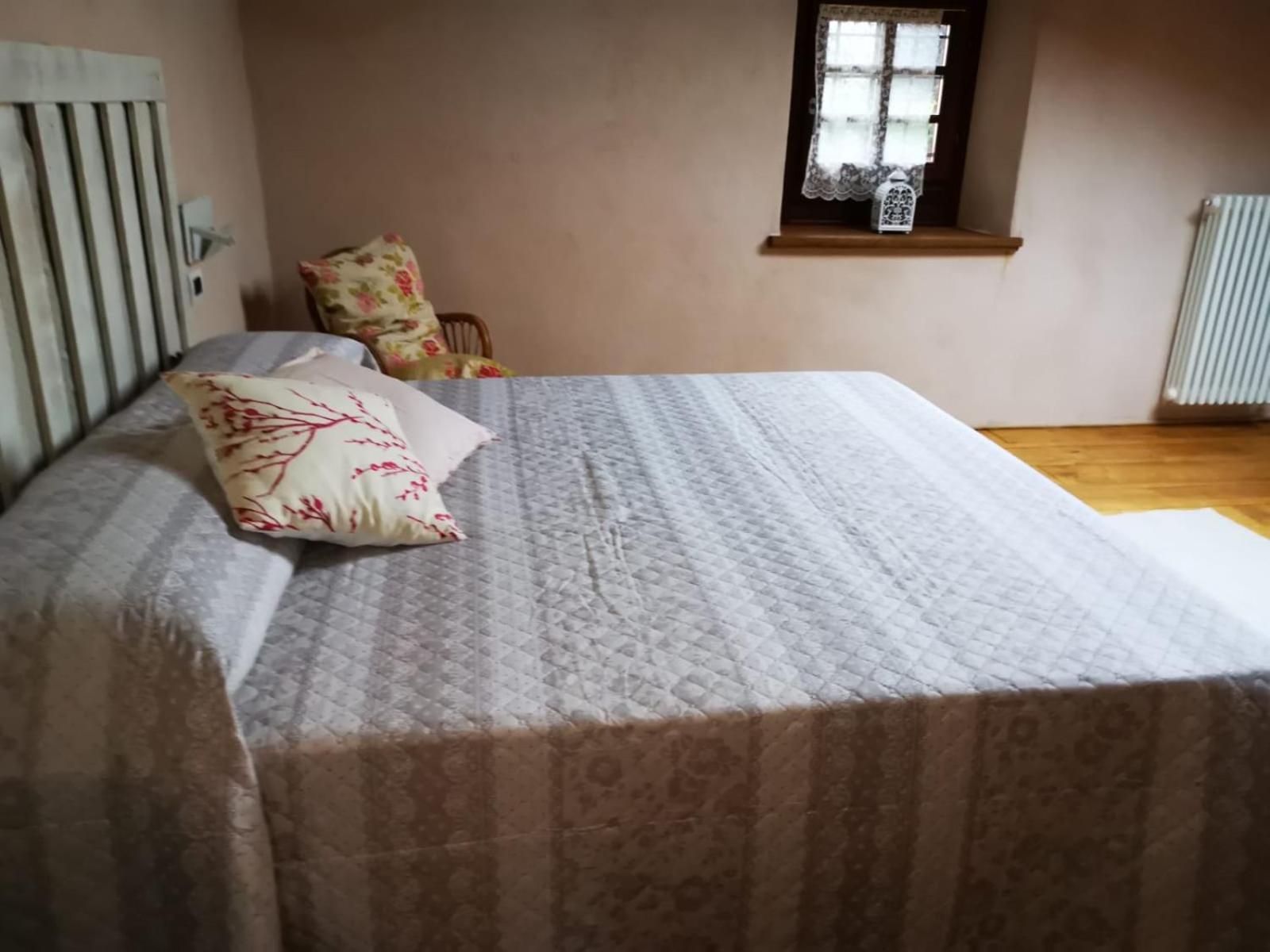 Vila Agriturismo Magnarosa Barge Pokoj fotografie