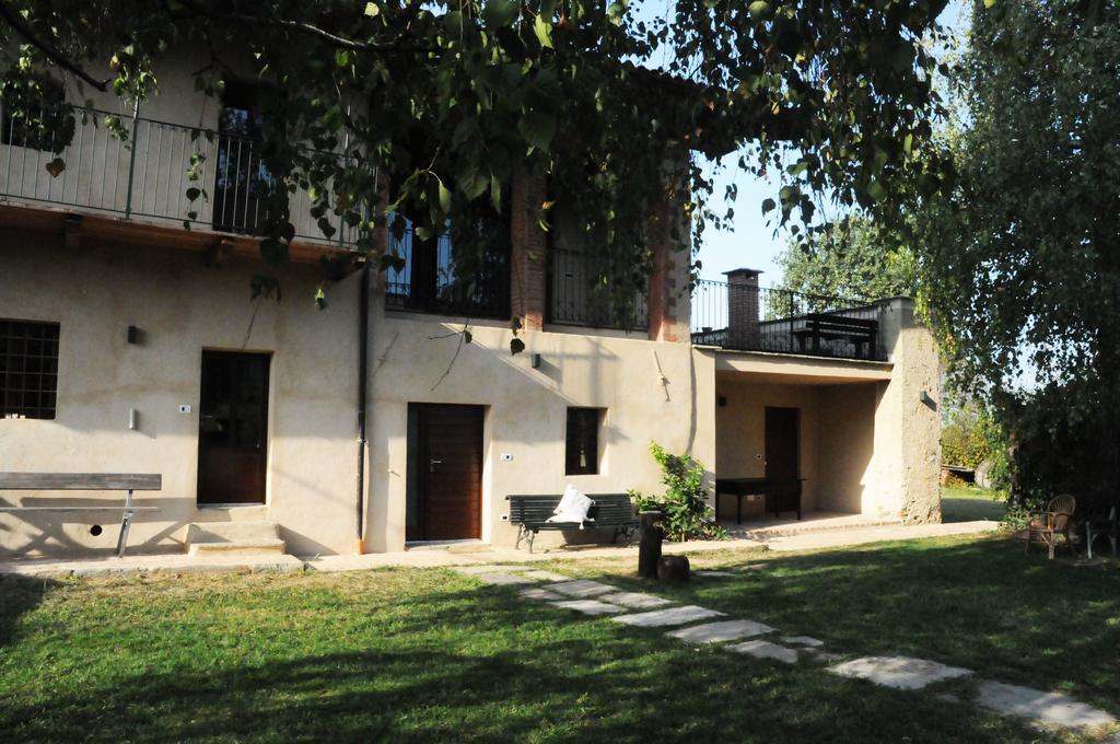 Vila Agriturismo Magnarosa Barge Exteriér fotografie